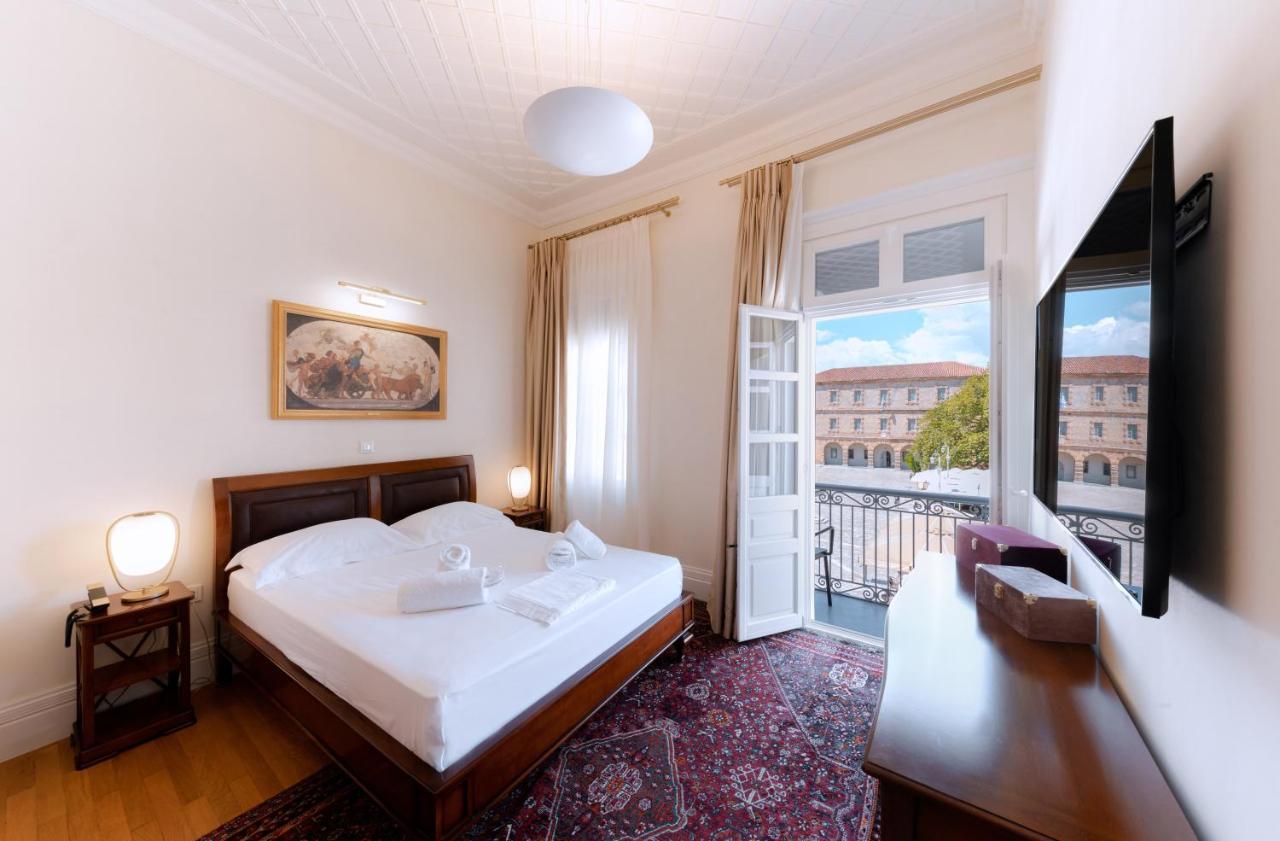 Grande Castellano Apartment Nafplio Ngoại thất bức ảnh