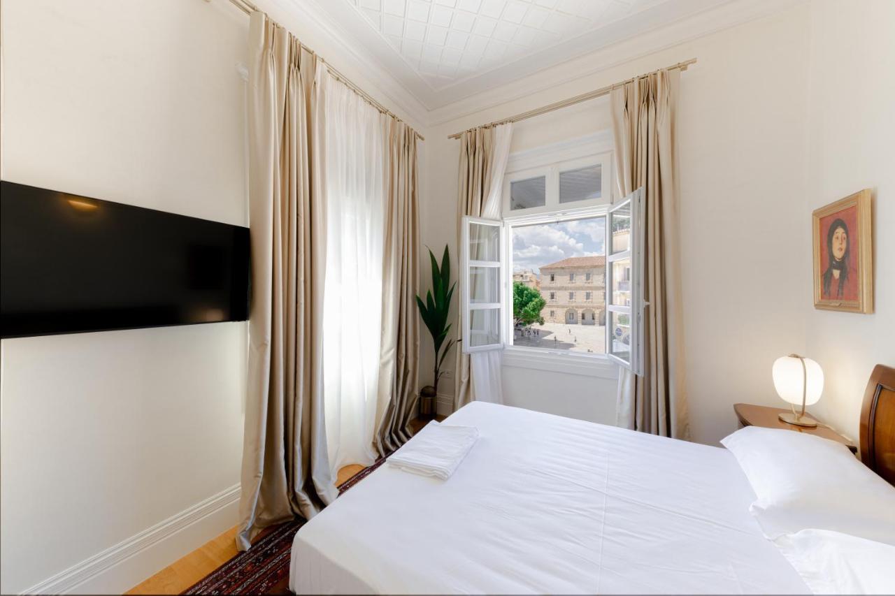 Grande Castellano Apartment Nafplio Ngoại thất bức ảnh
